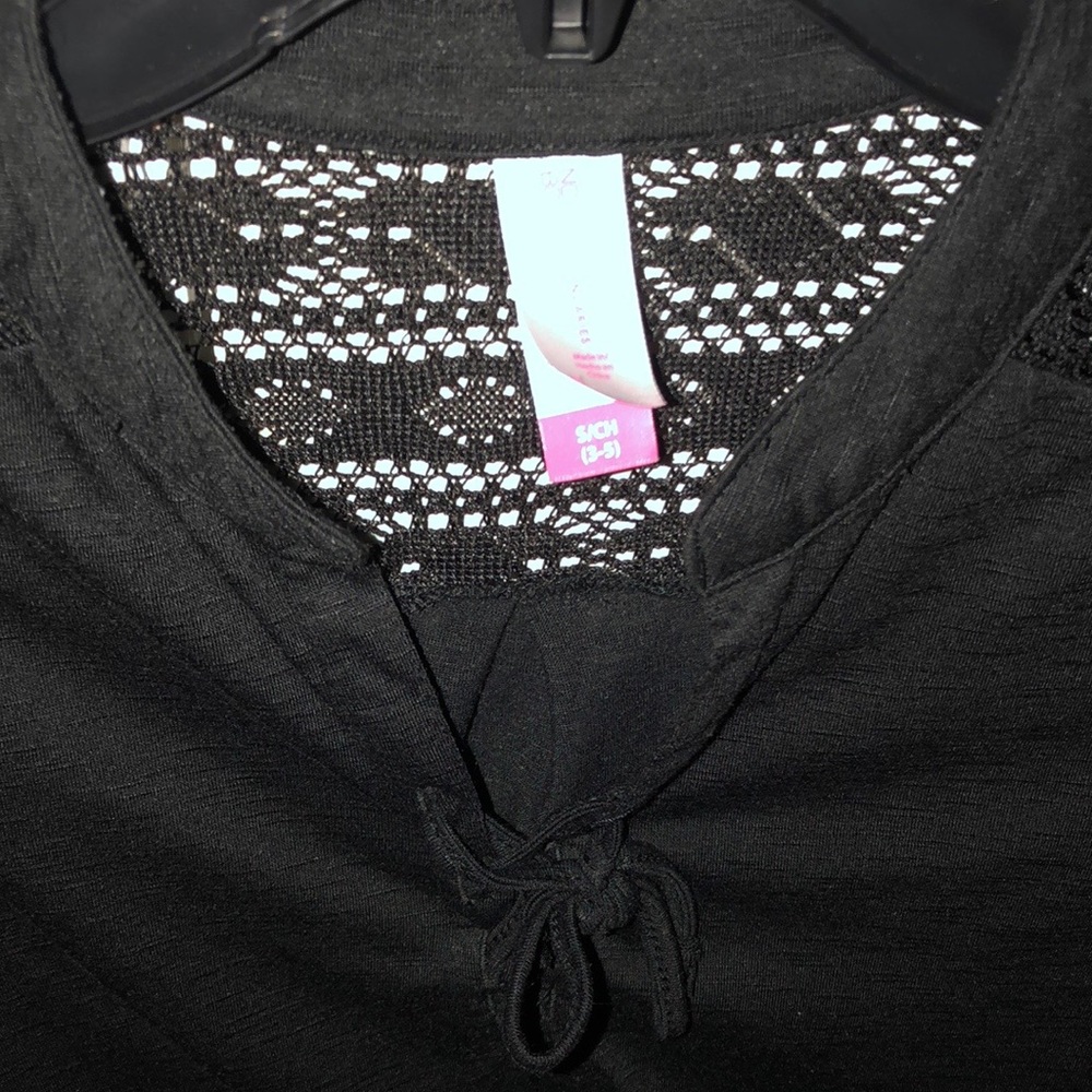 black top - Picture 2 of 3